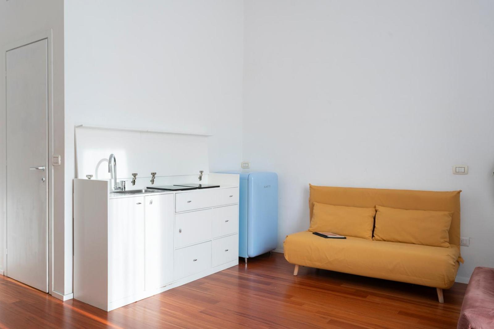 New! Lovely & Friendly In Center A *